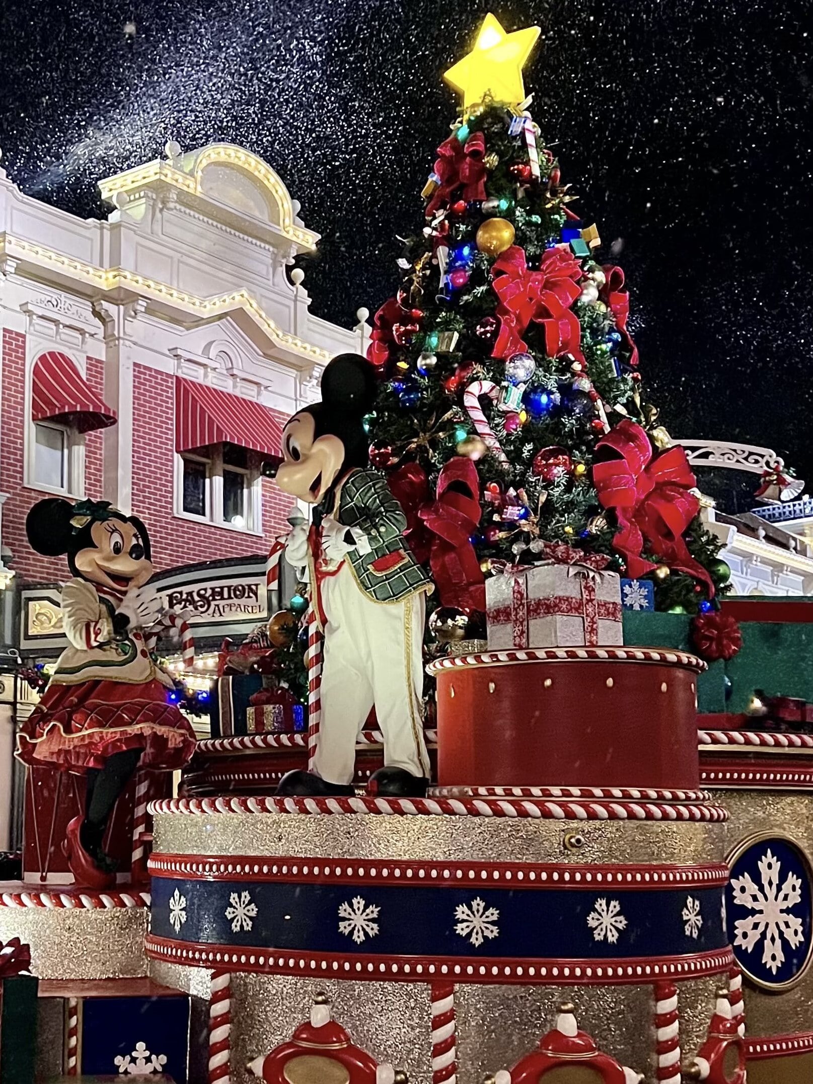 Mickey’s Very Merry Christmas Party Fact Sheet